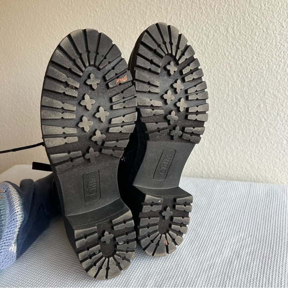 Cliffs Heeled Winter Boots - Picture 11 of 14